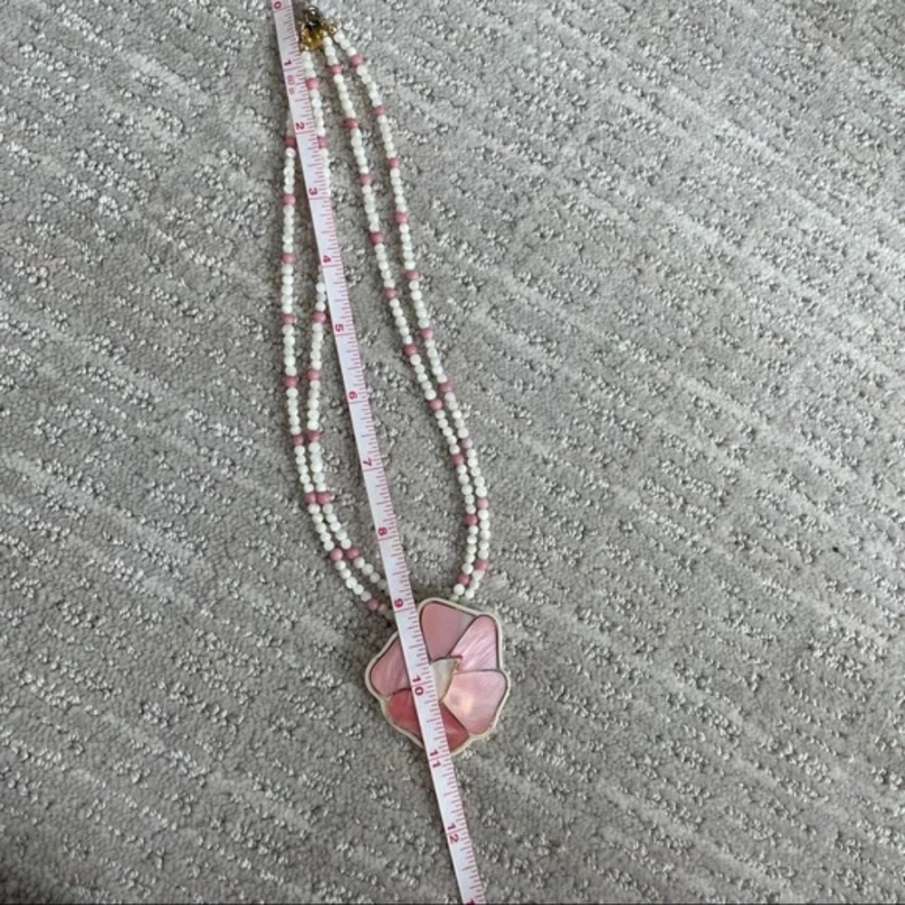 SOLD - KARLA JORDAN Vintage Beaded Necklace, Mother of Pearl Pendant - Picture 7 of 8